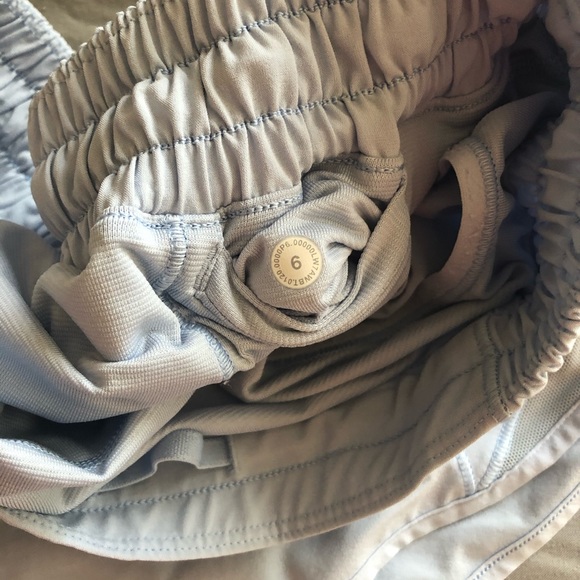 Lululemon Hotty Hot Shorts - Picture 5 of 5